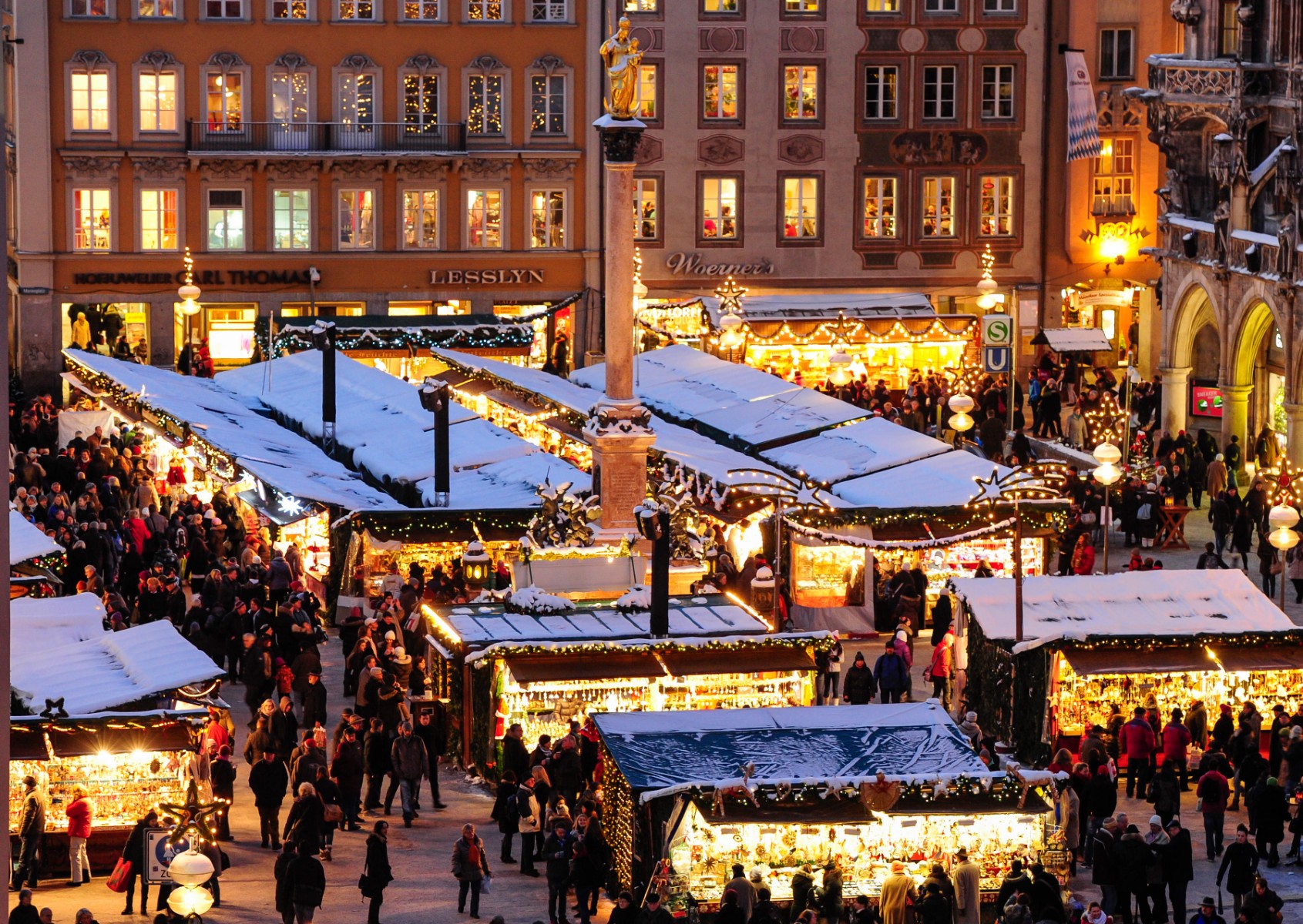 Christkindlmarkt in München | München, Deutschland | DLT Travel
